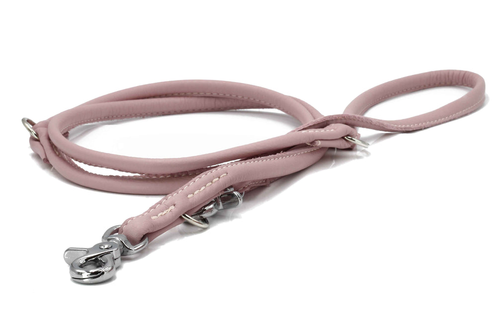 Elegante Rundleine in mattem Rosaton für stilbewusste Hundefreunde, weich gepolstert mit Karabinerhaken.