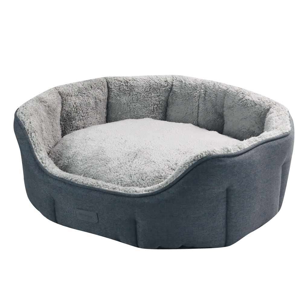 Ovales Hundefreundliches Bett "LICA" in Grau mit bequemer Innenauskleidung für optimale Entspannung.