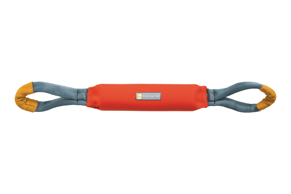 Leuchtendes orangefarbenes Hundespielzeug mit blauen Schlaufen, robust und funktional für aktives Spielen.