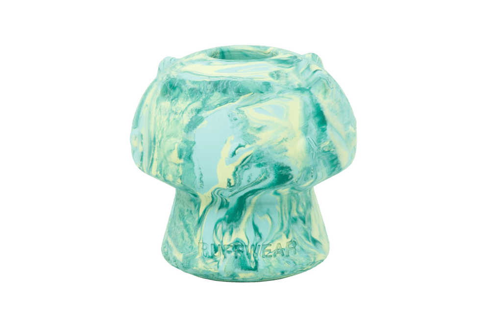 Kunstvolle Vase in Grün mit Pilzform von RIVERZEAR – Toadstool™ Hundespielzeug für stilvolles Spielen.