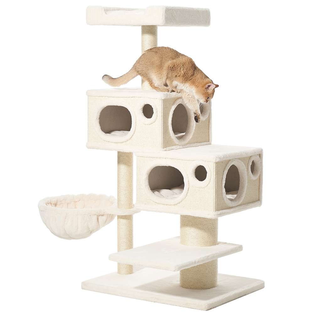 Kratzbaum "BINKA" in hellem Beige mit Plattformen, Höhlen und Katze auf der oberen Ebene. Ideal für Katzen zum Spielen und Entspannen.