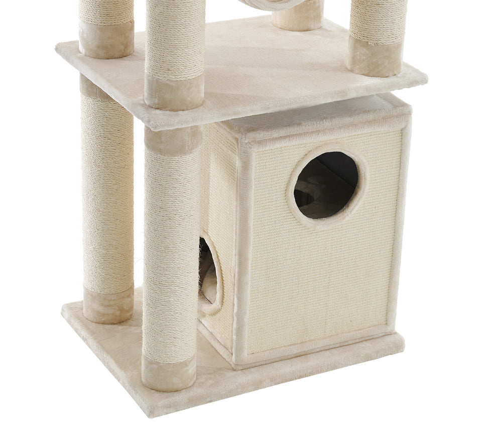 "Kratzbaum TELDE mit mehreren Ebenen, weichem beigen Material, Plattformen und Sisal für Katzen."