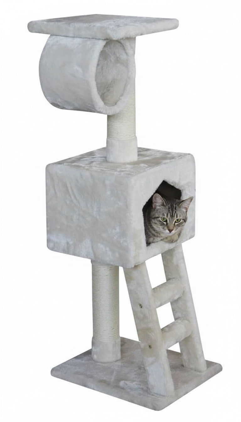 Katzenbaum Classic MASSA mit Plattform, Spieltunnel, Höhle und Treppe, eine Katze schaut neugierig aus der Höhle.