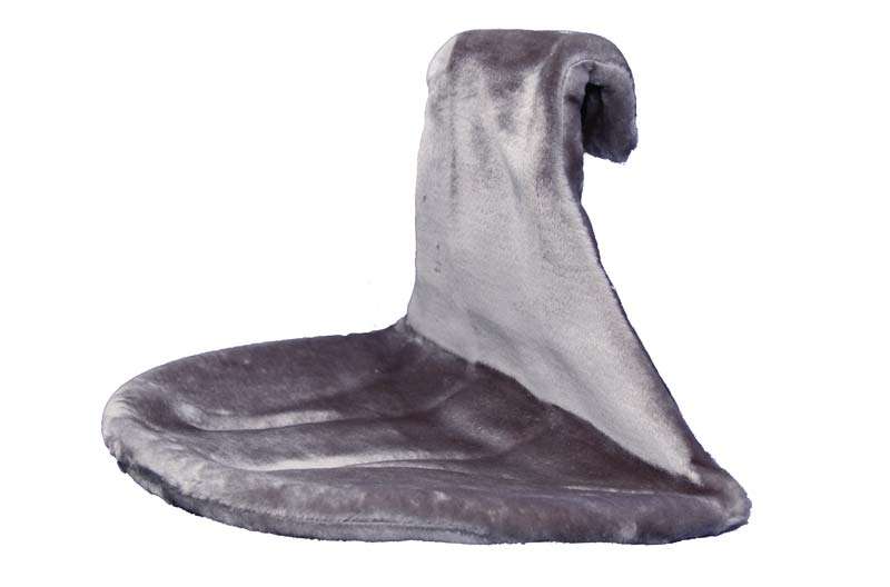 Gemütliche, graue Katzenliege "PARADIES" aus samtiger Decke in gewellter Form, ideal für entspannte Katzenmomente.