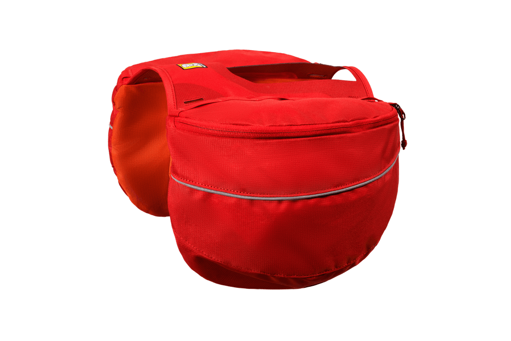 Roter Palisades™ Rucksack mit großem Hauptfach, vorne Reißverschluss und gepolsterten Tragehenkeln.