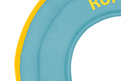 Blauer Hydro Plane™ Frisbee mit gelbem Rand und "KONFETTI"-Schriftzug, ideal für Wasser- und Wurfspiele.