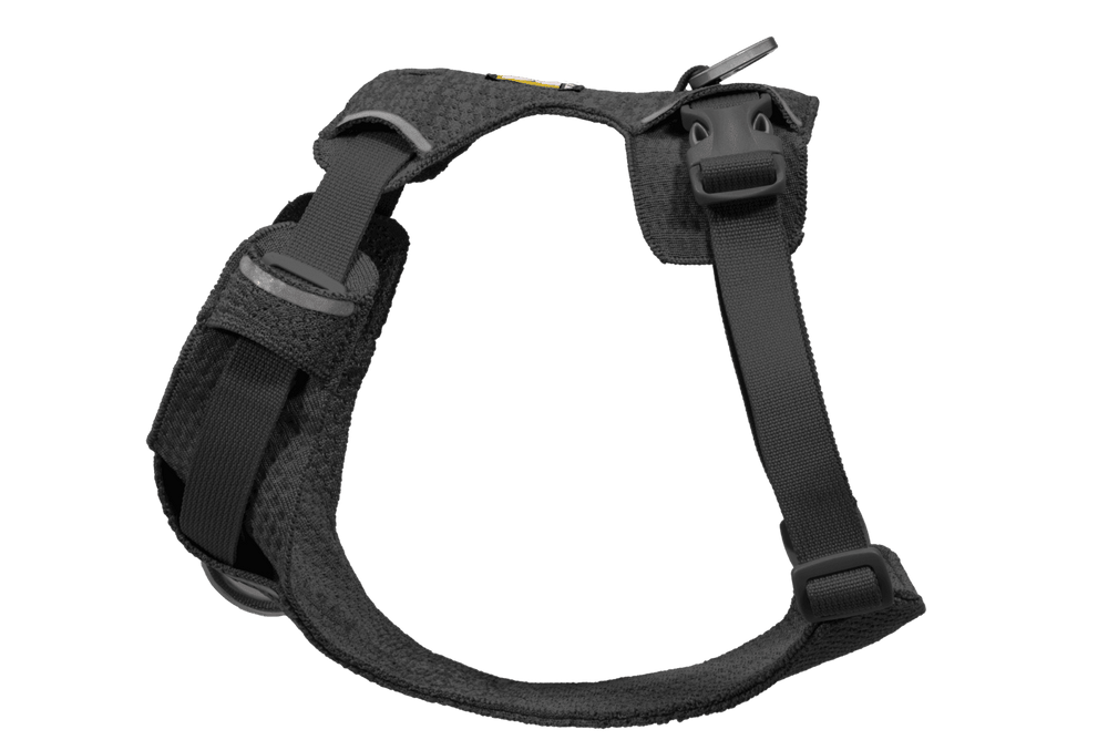 Schwarzes, strapazierfähiges Front Range® Flex Hundegeschirr mit verstellbaren Riemen und Karabinerhaken.