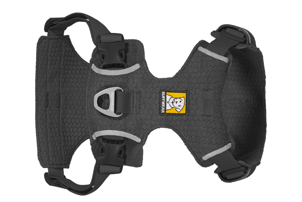 Schwarzes Front Range® Flex Hundegeschirr mit grauen Akzenten und ergonomischer Form für komfortables Anlegen.