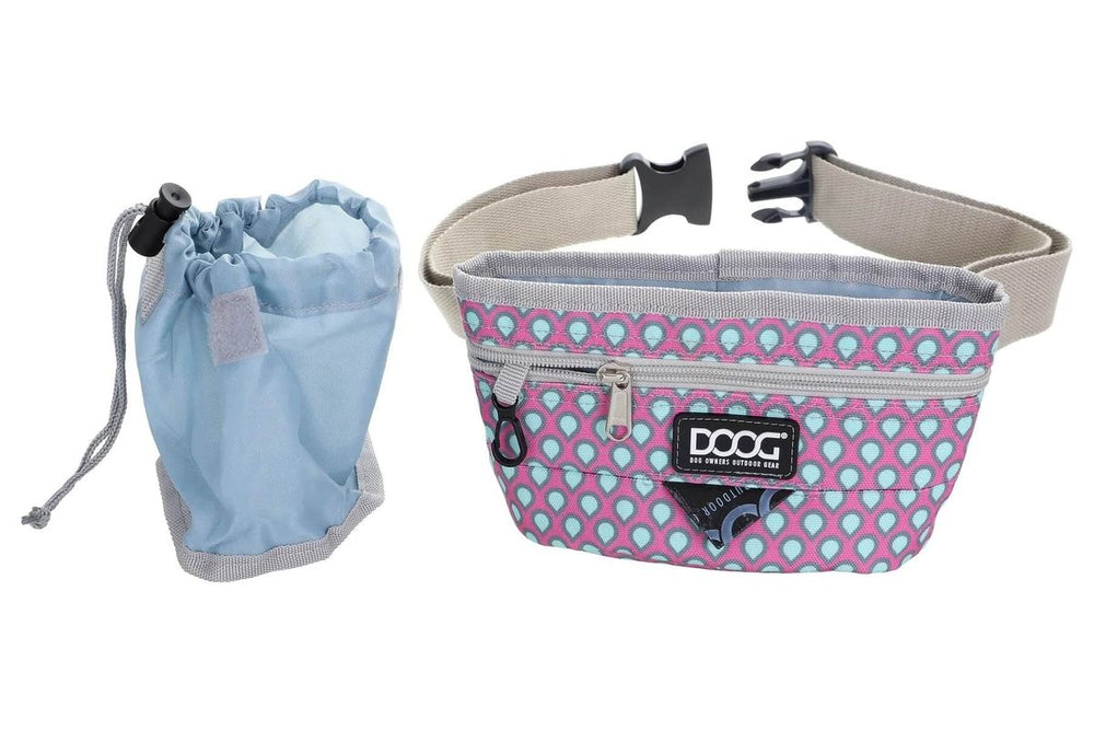 Bauchtasche mit buntem geometrischem Muster und verstellbarem Gürtel, inklusive kleiner Beutel für Snacks.