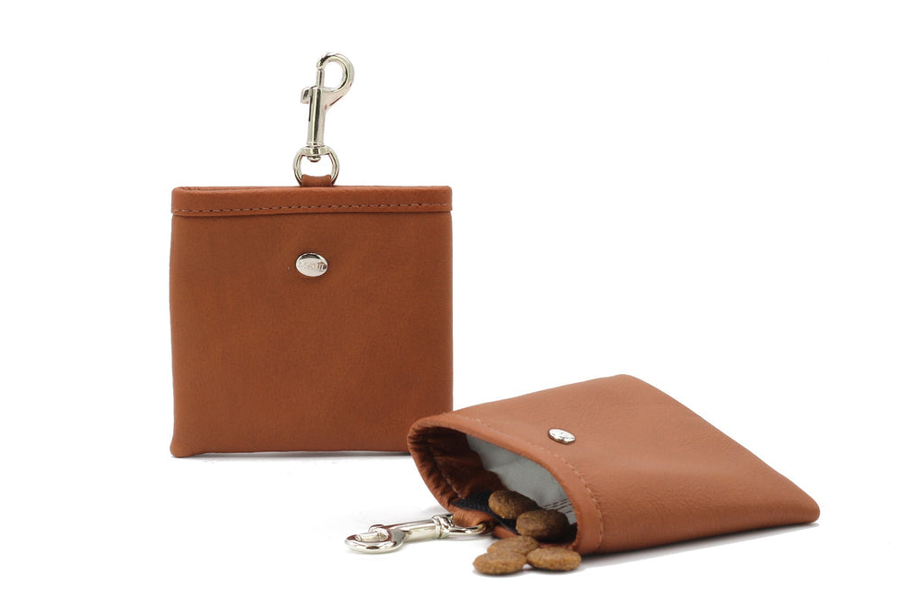 Braunes Leder-Portemonnaie mit Clip und Druckknopfverschluss, ideal für Münzen und kleine Gegenstände.