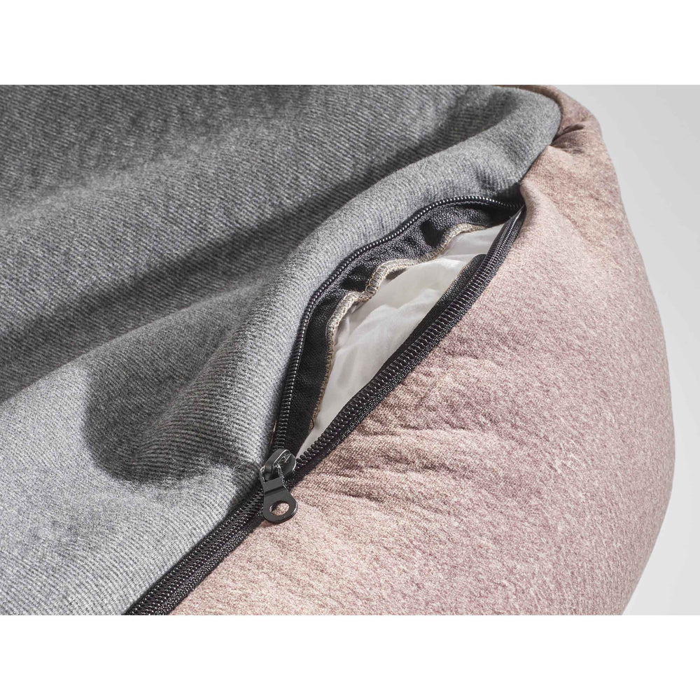 "Orthopädisches Hundebett ORTHO BUFFALO mit grauem und rosafarbenem Bezug, hochwertigem Reißverschluss und kuscheliger Füllung."