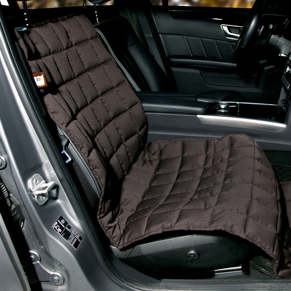Gepolsterte Beifahrersitzschutzauflage von Doctor Bark mit gestepptem Design für mehr Komfort im Auto.