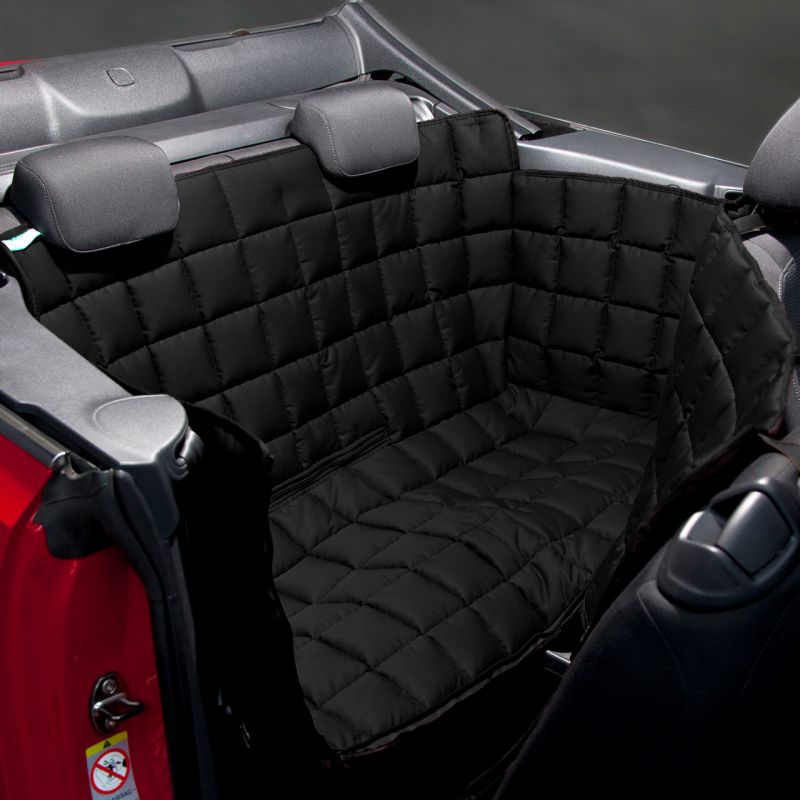 Gepolsterte schwarze Autoschondecke für Cabrio und Coupé schützt den Rücksitzbereich mit gepunkteter, gesteppten Struktur.