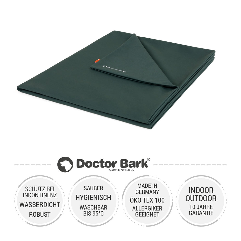 Dunkelgrüne faltbare Schutzmatte von Doctor Bark, wasserabweisend und hygienisch, ideal für Allergiker, bis 95 °C waschbar.