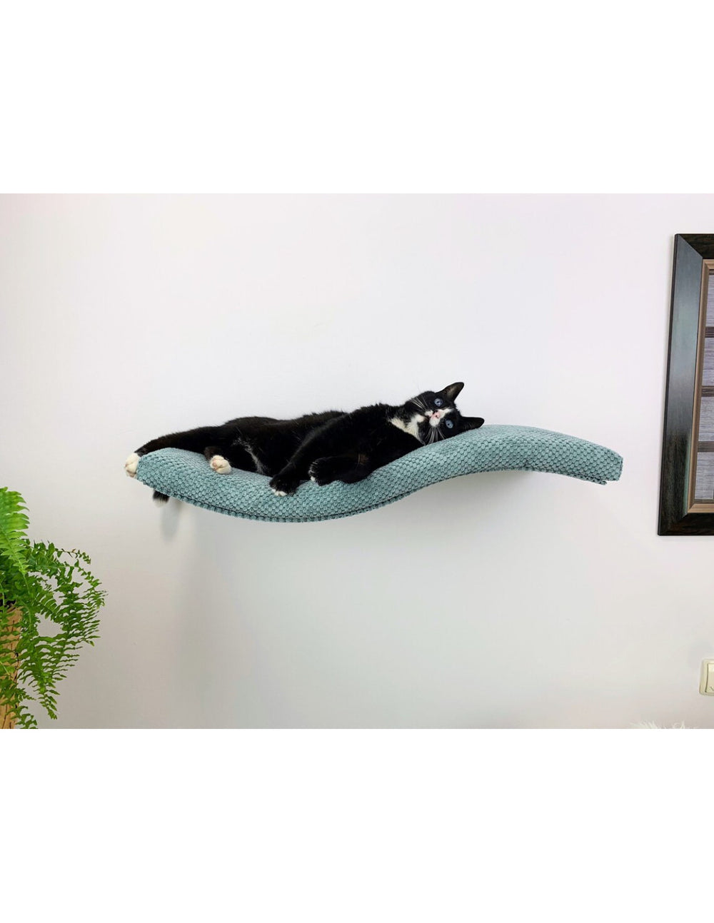 Metal Base Cat Wall Shelf WAVE 75 cm Links | catsatelier-image-421