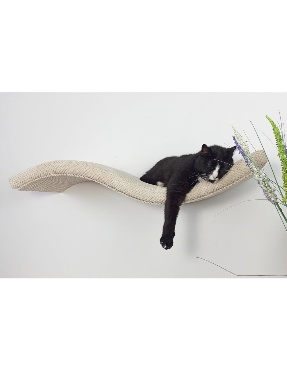 Metal Base Cat Wall Shelf WAVE | catsatelier-image-405