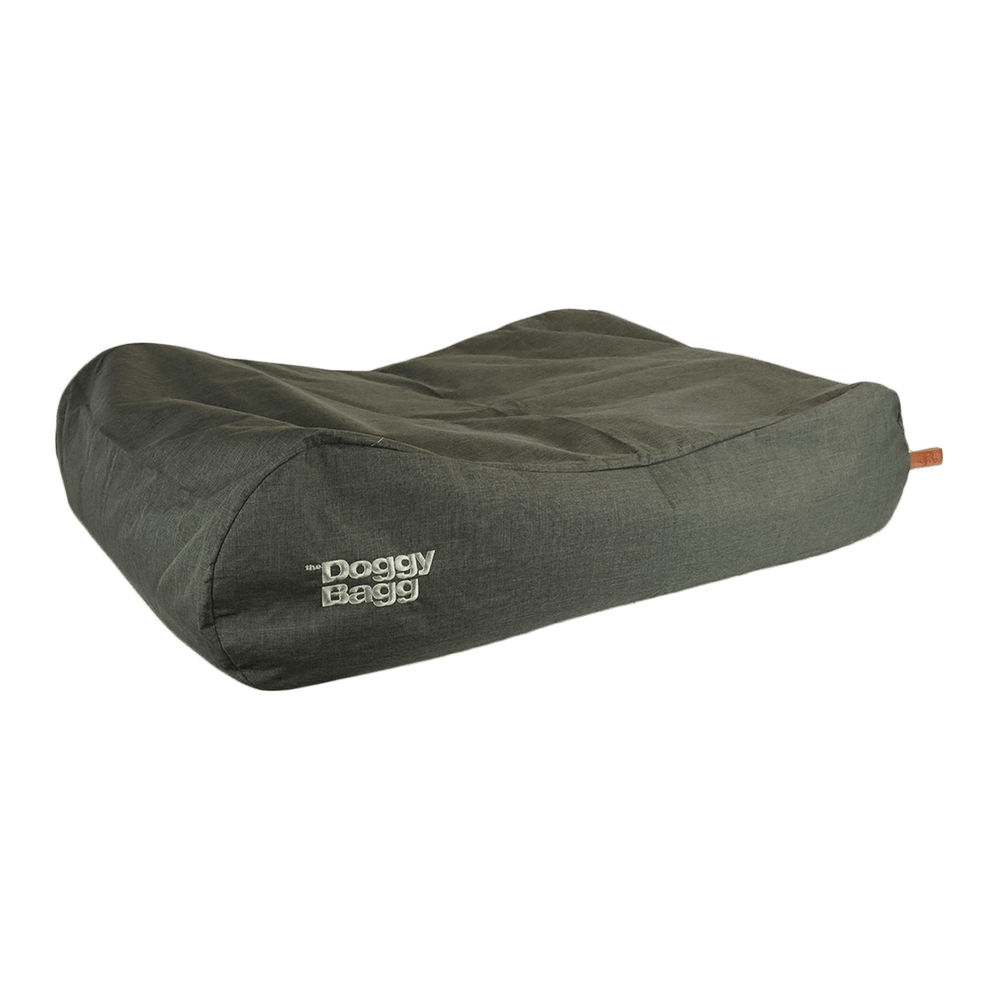 Hundebett "Doggy Bagg Strong" in Grau mit abgerundeten Ecken und gepolsterter Oberfläche für perfekten Schlafkomfort.