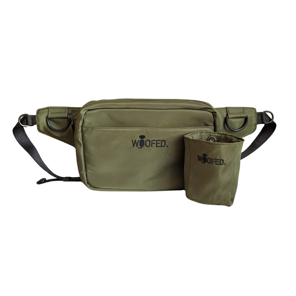 multifunktionale Gassitasche in olivgrün mit mehreren Fächern und abnehmbarem Beutel für Hundemenschen von WOOFED.