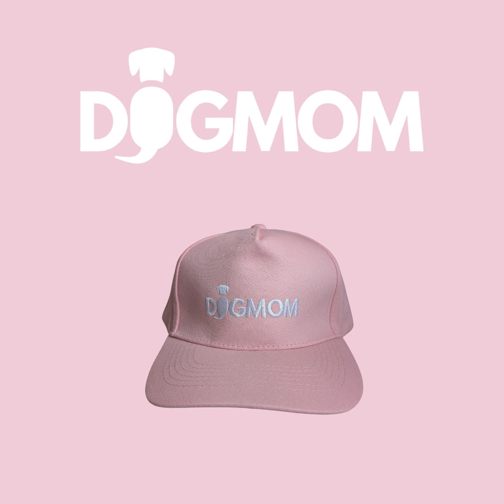 Rosa Cap "Dogmom" mit auffälligem Schriftzug, ideal für Hundemamas, stylisch und komfortabel für jeden Anlass.
