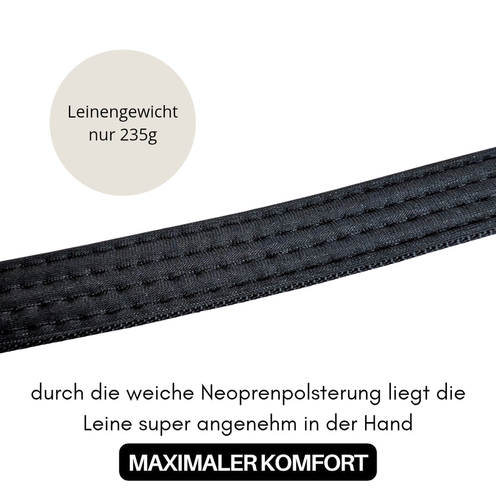 Schwarze Nylon Classic Führleine mit weicher Neoprenpolsterung für angenehmen Griff, Gewicht 235g.