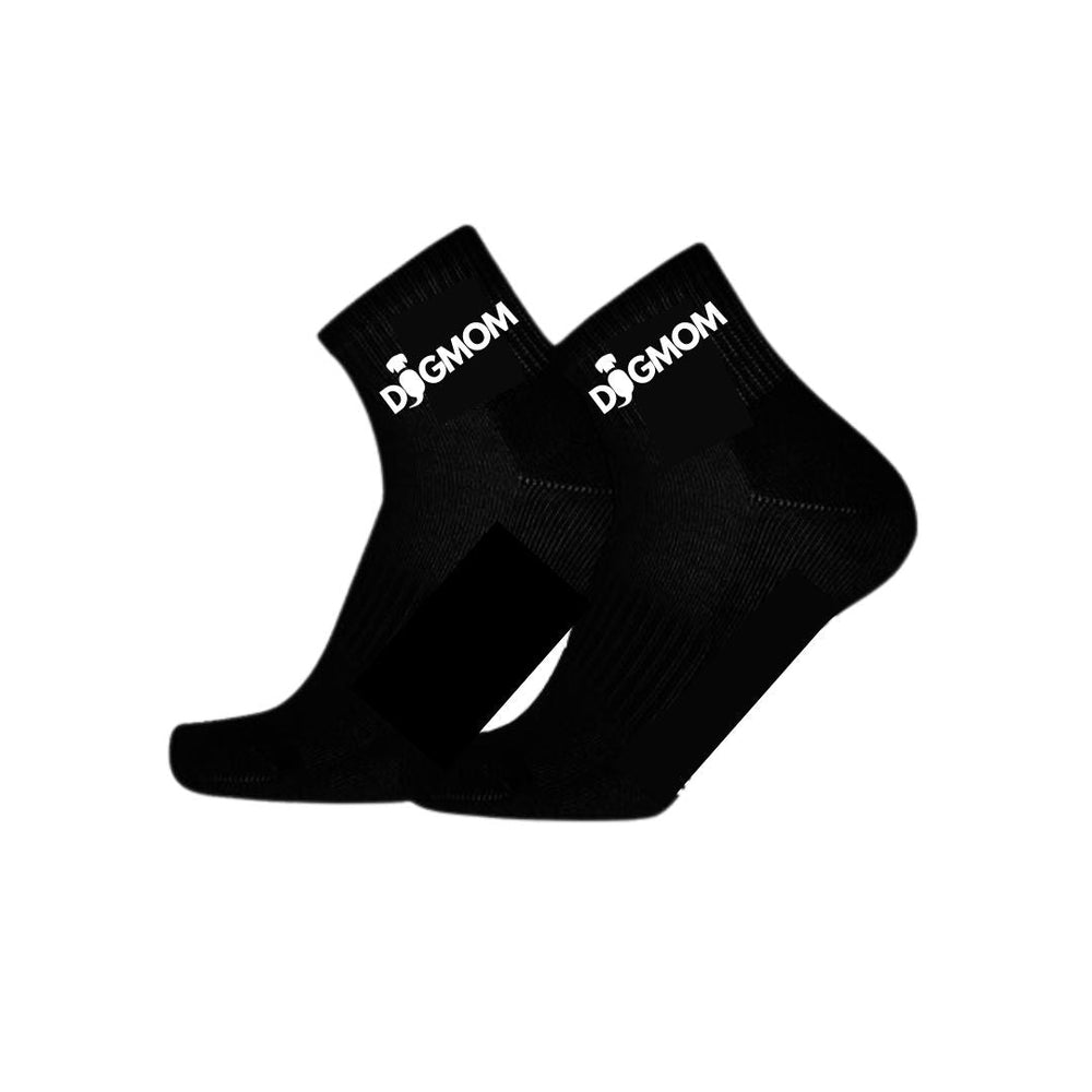Sneaker Socken DOGMOM aus Baumwolle in Schwarz mit kurzem Schnitt und sportlichem Design für Hundemamas.