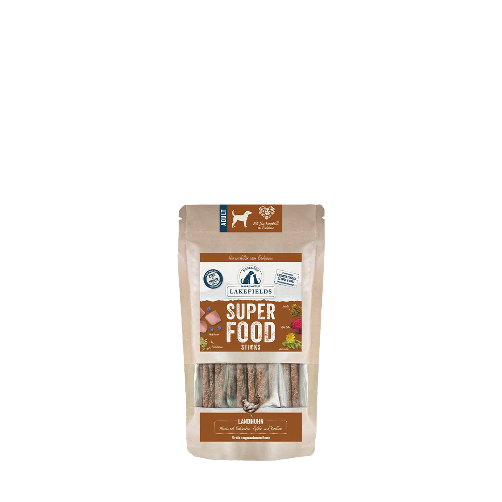 "Verpackung von Lakfield's Superfood Snacks für Hunde mit Huhn und Lammfleisch, ideal für gesunde Belohnungen."