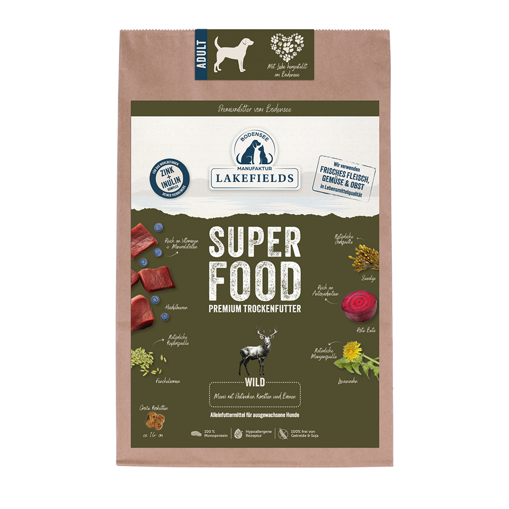 Packung Trockenfutter SUPERFOOD Wild von Lakefields mit hochwertigen Zutaten und Snacks für gesunde Hundeernährung.