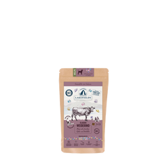 Braune Kraftpapierverpackung von Lakefields Trockenfutter für Welpen mit Rind und Hundillustrationen.