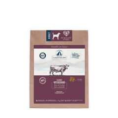 Trockenfutter-Menü für Hunde mit Rind, in grau-beiger Kraftpapiertüte von Lakefields, ideal für die gesunde Ernährung.