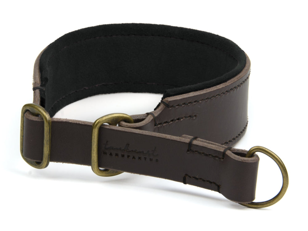 Braunes Lederhalsband "Wildfang" mit weicher Innenseite, Messingschließen und D-Ring für Hunde.
